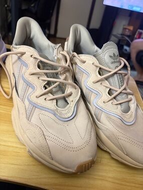 adidas Neutral Beige and Light Gray Wave Sneakers